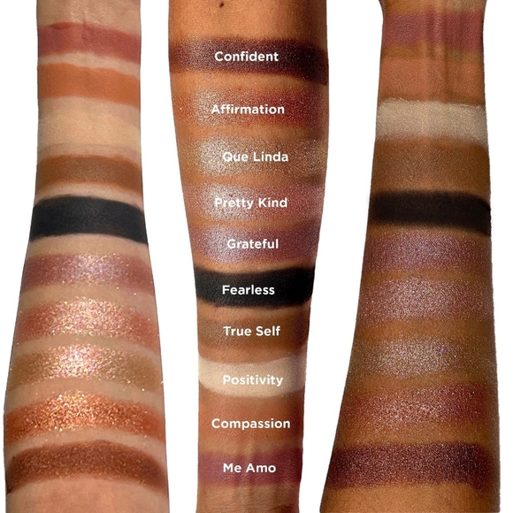 Dominique Cosmetics "Essentials" Palette - Picture 9 of 9